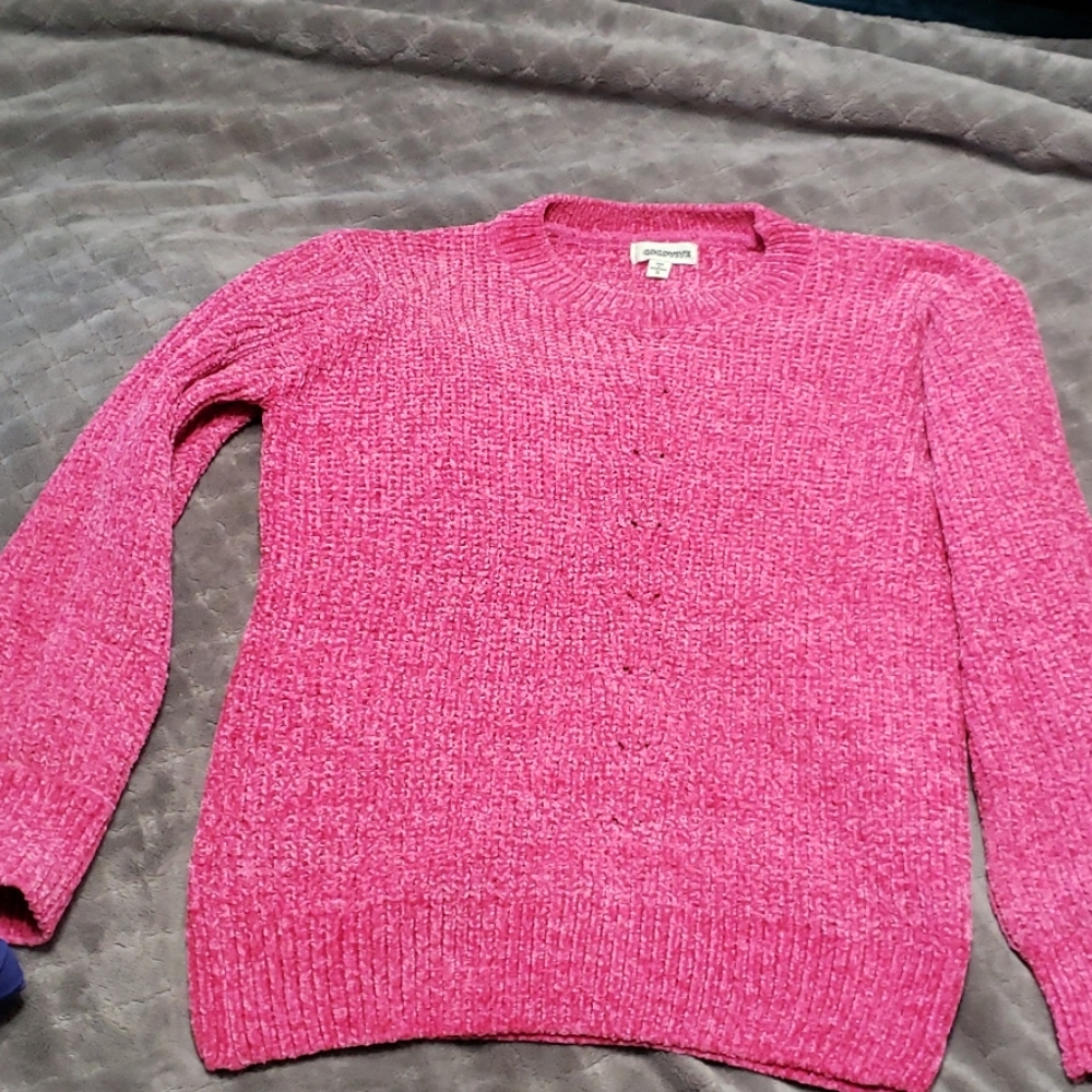 Cocovive hot pink sweater